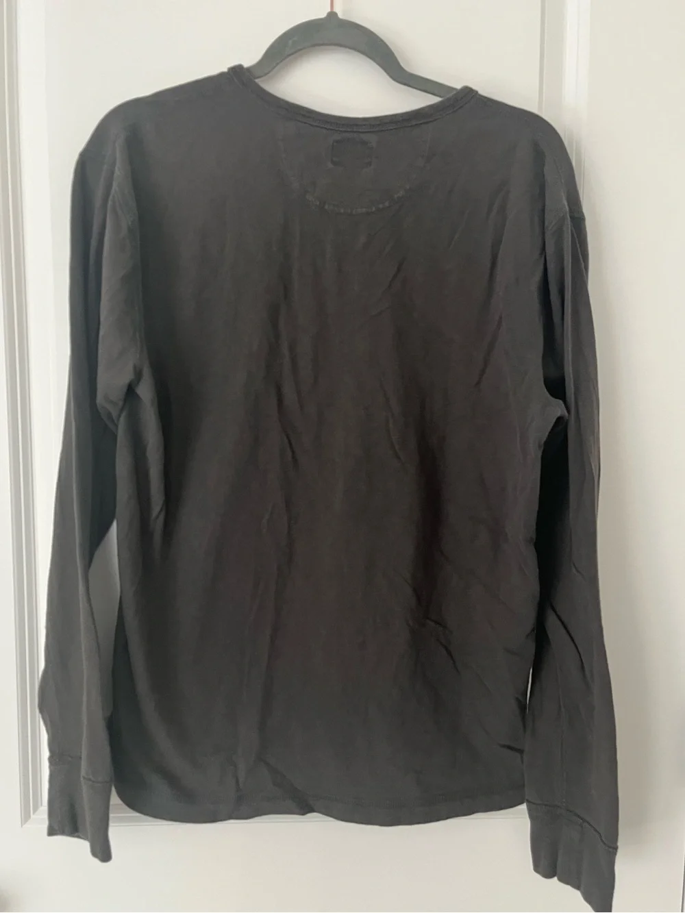 J.Crew Men’s Medium Dark Gray Long Sleeve Henley Shirt